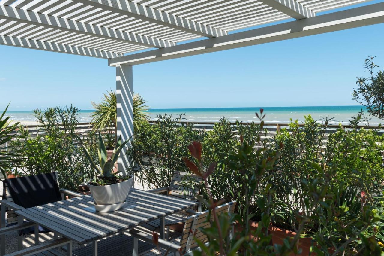 Kiss Beachfront & Restaurant Cervia